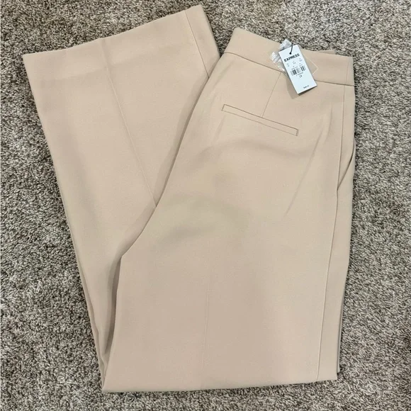 NWT Express High-Rise Wide Leg Pants in Light Beige - Picture 2 of 2